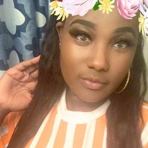 Meet your Posher, Alondra